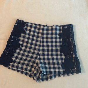 Francesca’s Alya lace shorts. FINAL PRICE!!